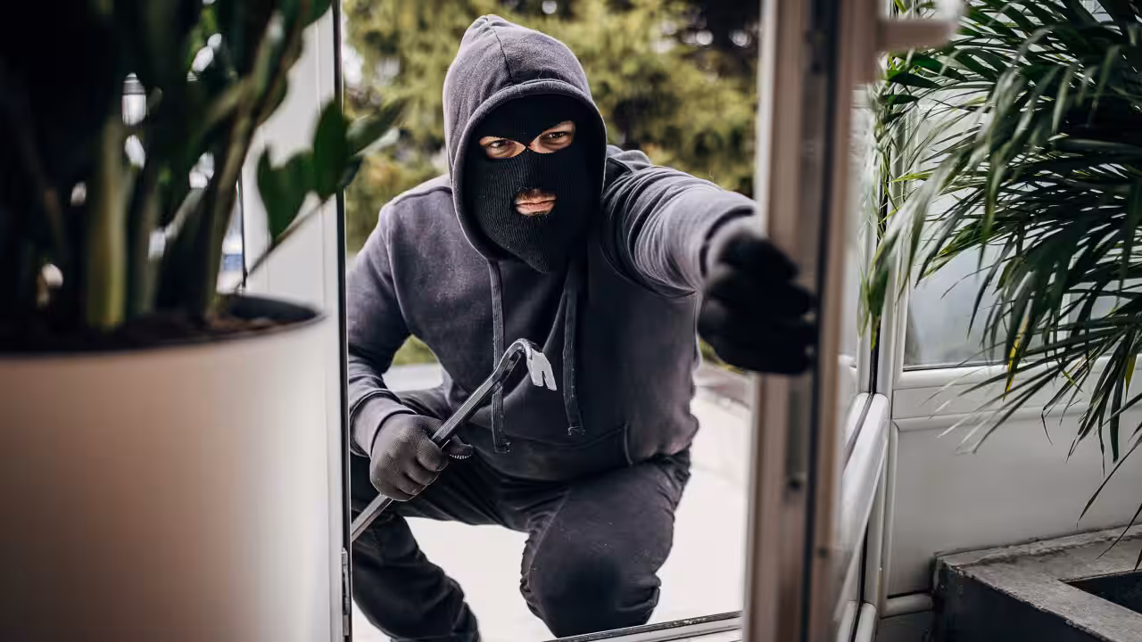 Robbery charges in Ontario — Habib Legal Counsel, criminal defence lawyer in Mississauga