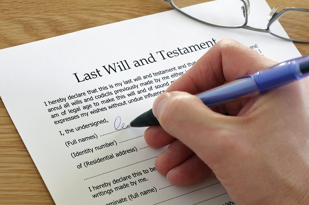 Last will and testament document — wills and estates lawyer in Mississauga